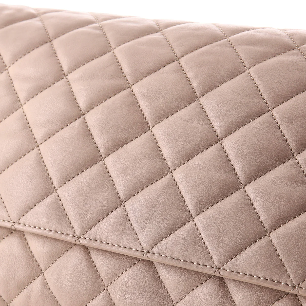 Soft Elegance Flap Bag Quilted Distressed Calfskin Jumbo - Deep Luxury