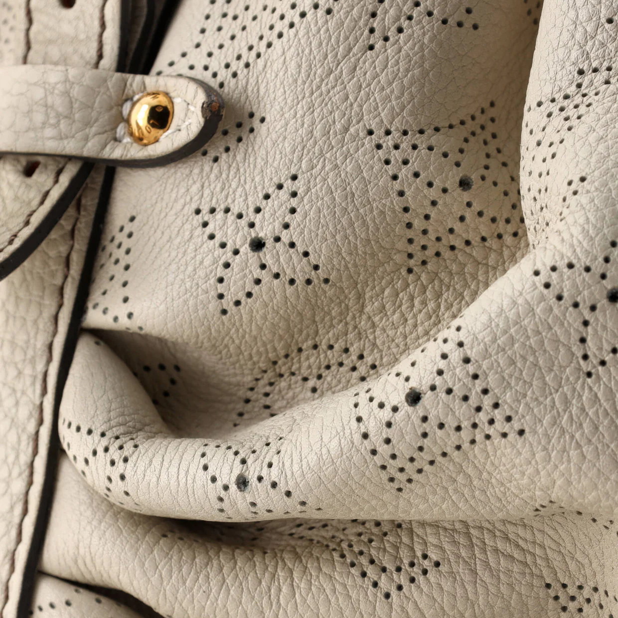 XL Hobo Mahina Leather - Deep Luxury