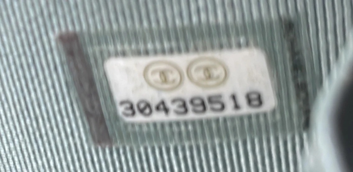 Wallet on Chain Quilted Caviar Mini - Deep Luxury