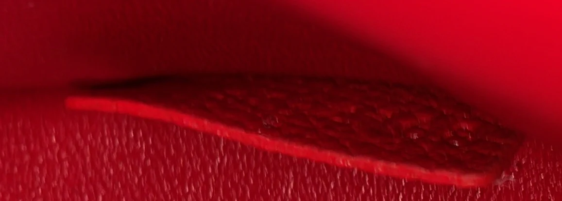 16 Top Handle Bag Grained Calfskin Medium - Deep Luxury