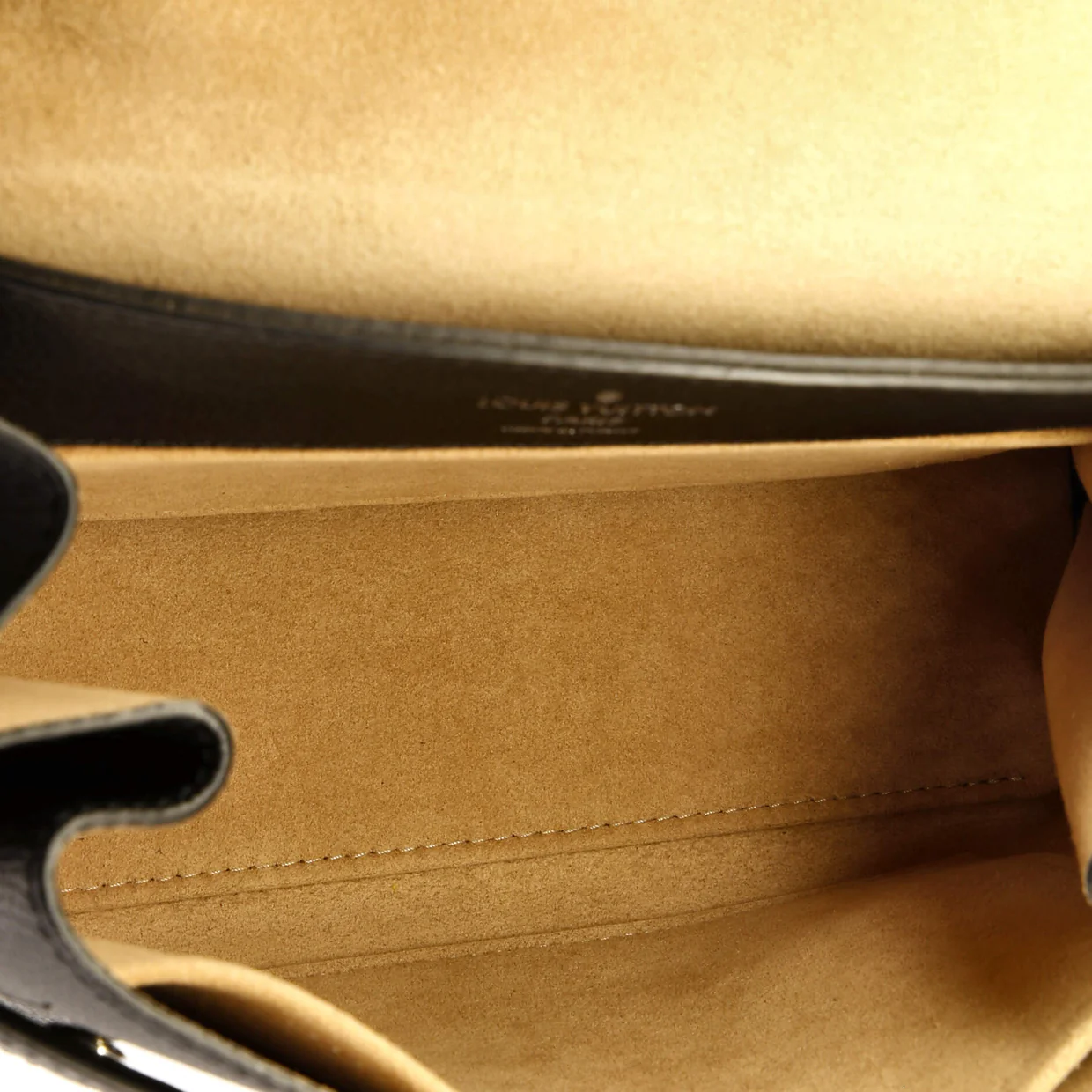 Lockme Ever Handbag Leather BB - Deep Luxury