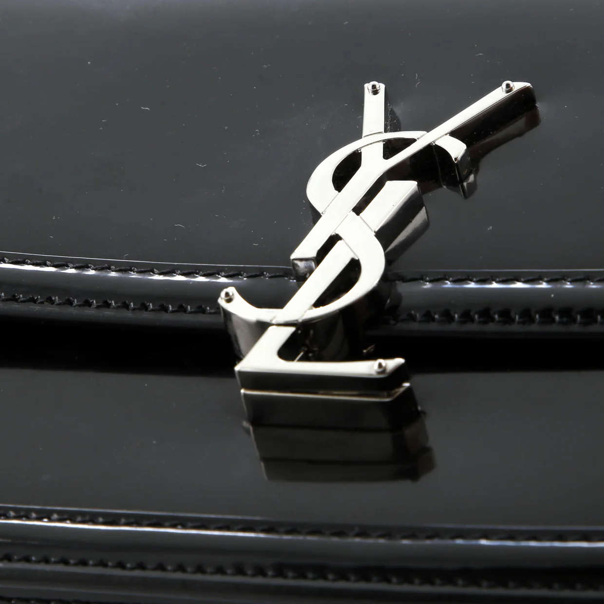 Solferino Bag Leather Medium - Deep Luxury