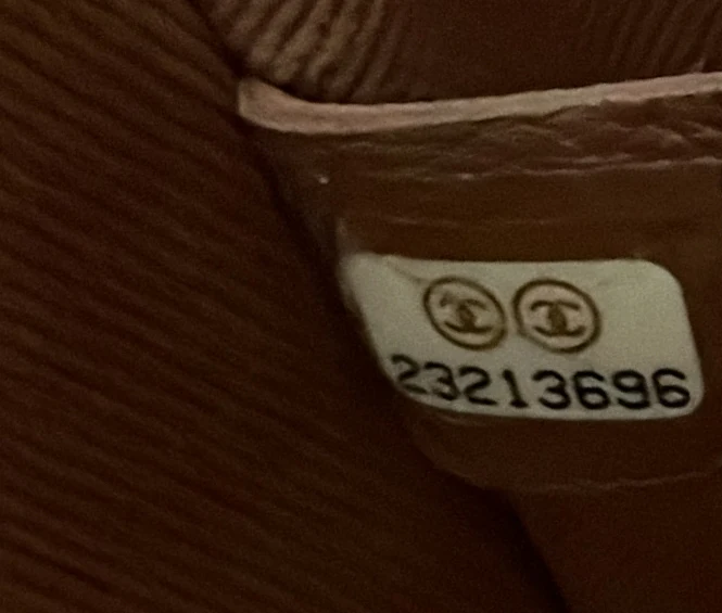 Turn Around Ligne Flap Bag Quilted Washed Caviar Large - Deep Luxury