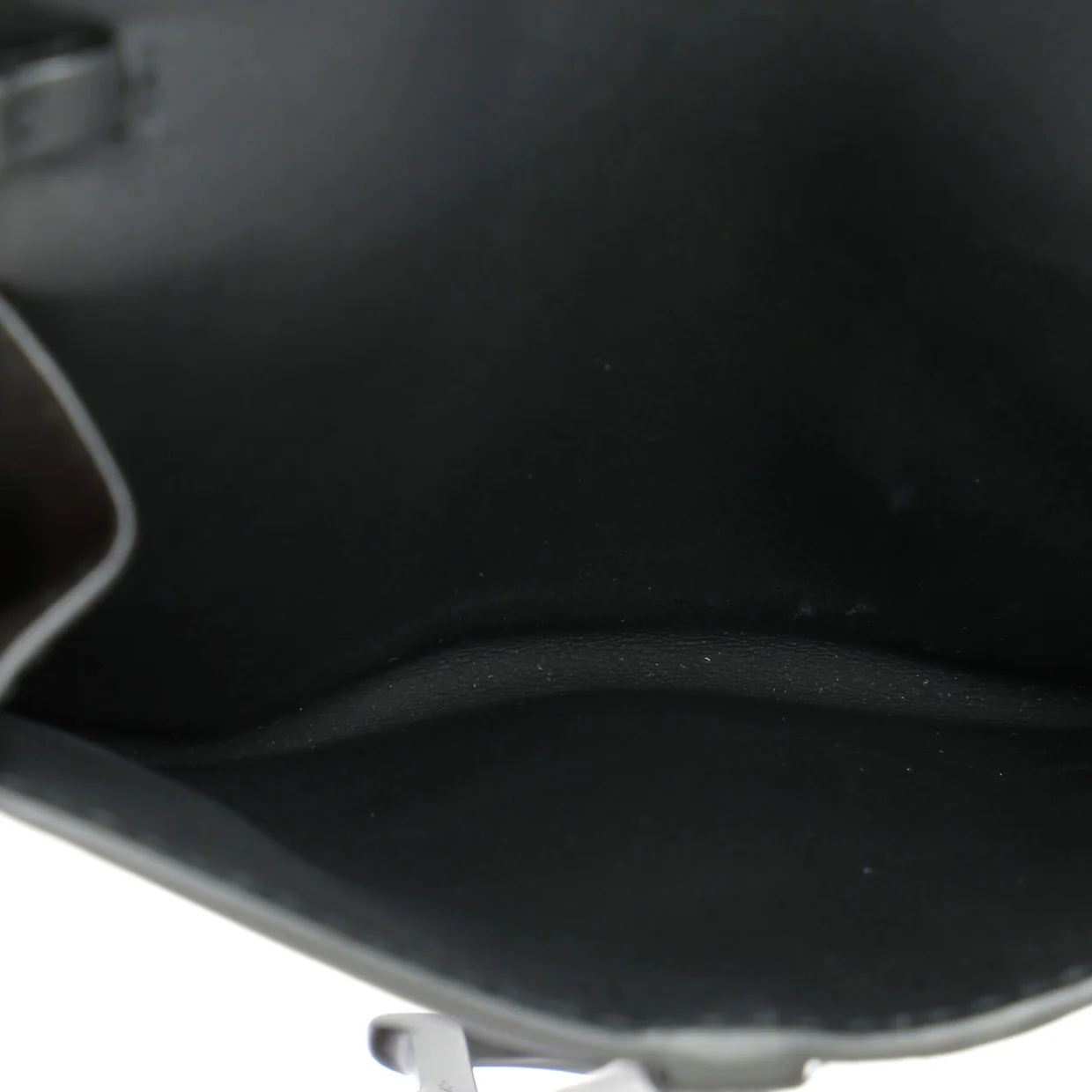 Ultra Matte Saddle Nano Pouch Leather - Deep Luxury