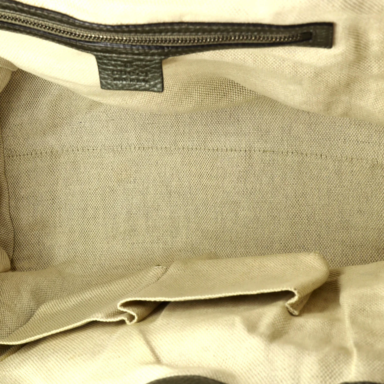 Soho Shoulder Bag Leather Medium - Deep Luxury