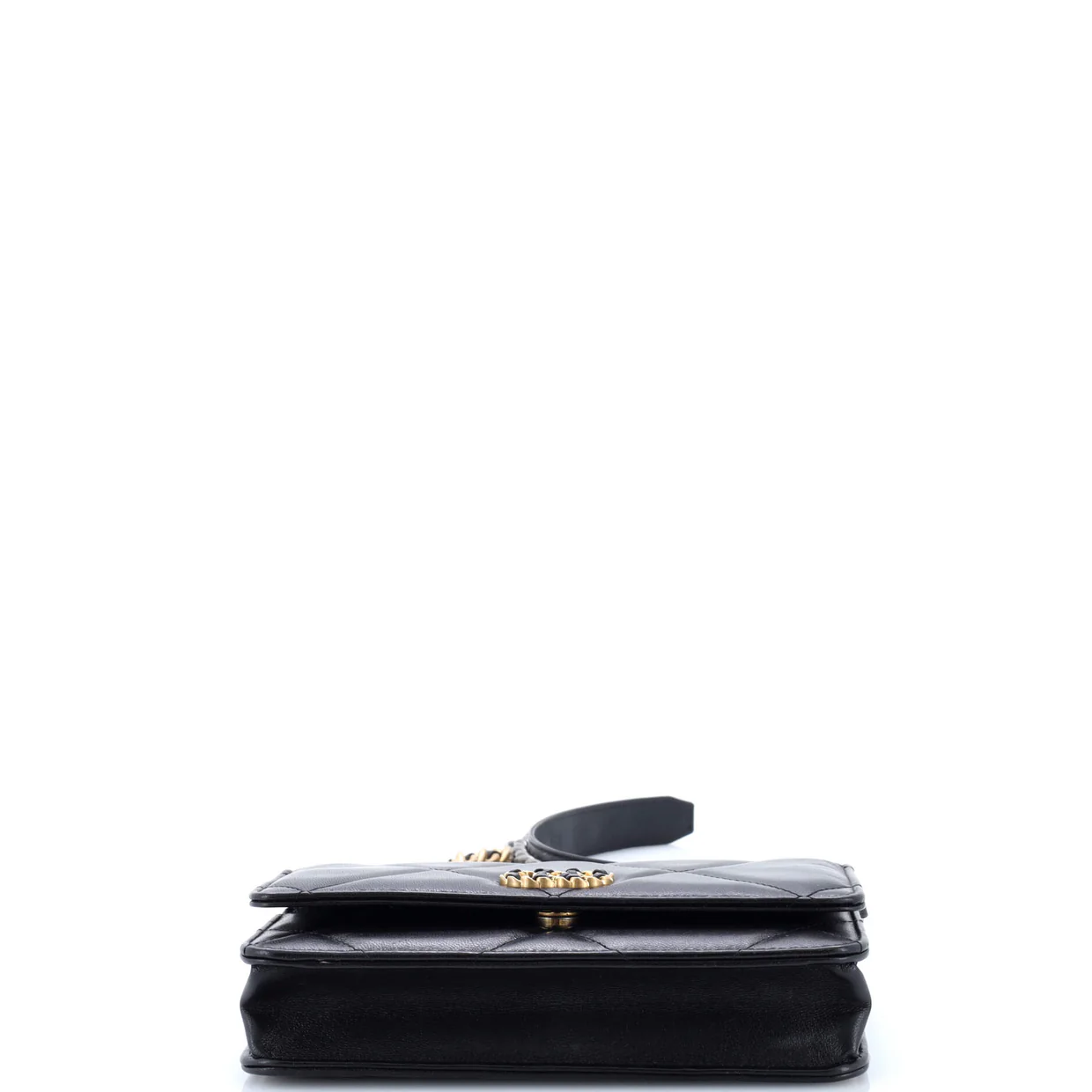 19 Wallet on Chain Quilted Goatskin - Deep Luxury