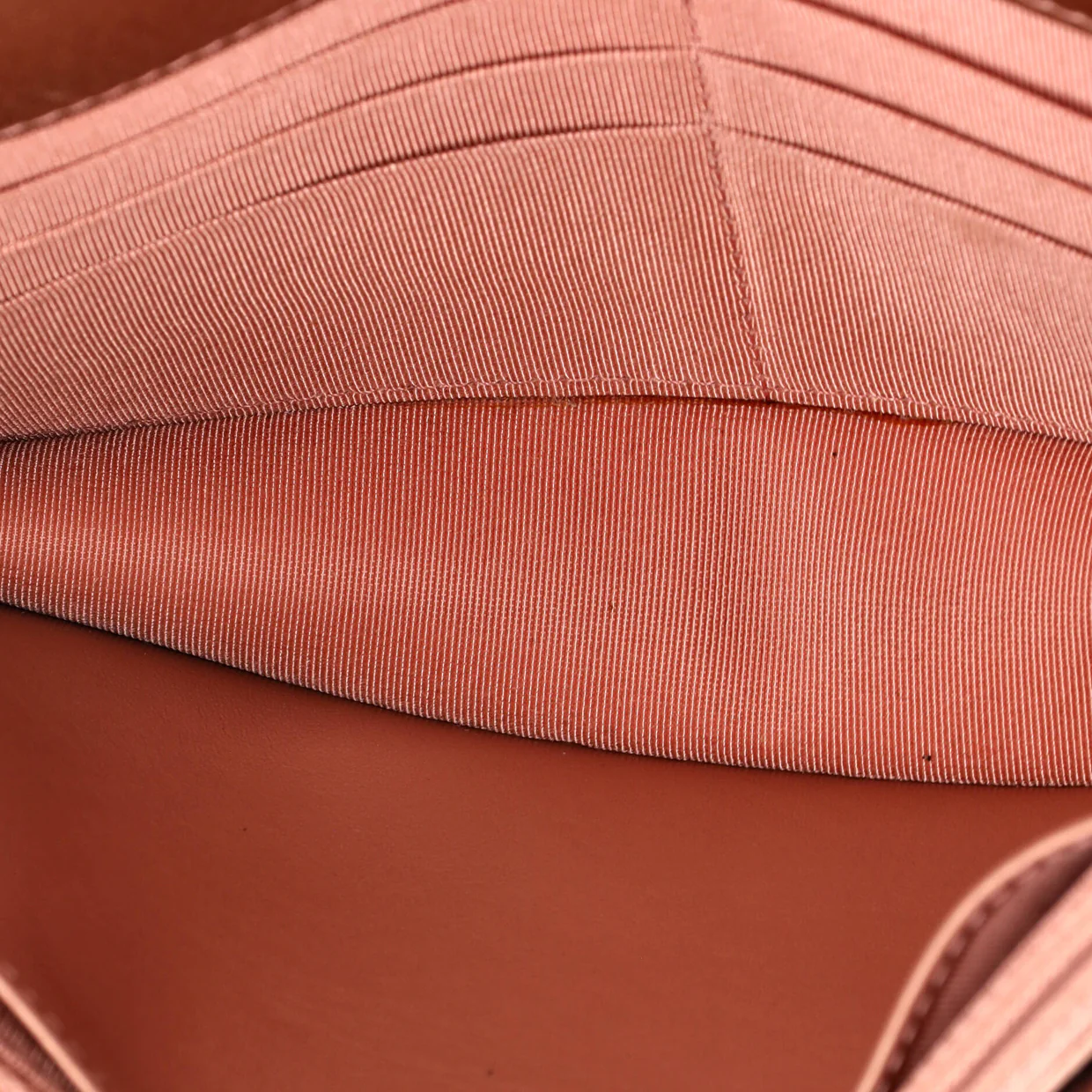 Reissue 2.55 Wallet on Chain Quilted Metallic Calfskin - Deep Luxury