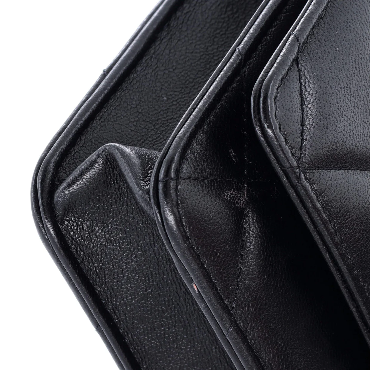 19 Wallet on Chain Quilted Goatskin - Deep Luxury