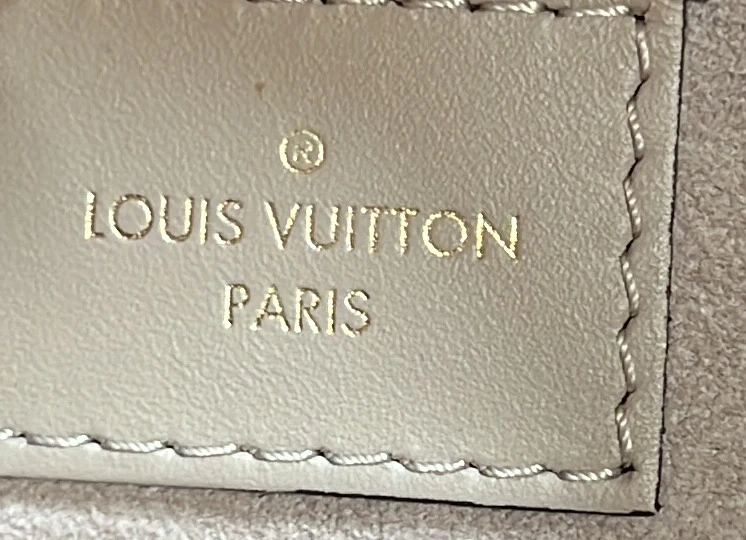 OnTheGo Tote Monogram Empreinte Giant MM - Deep Luxury