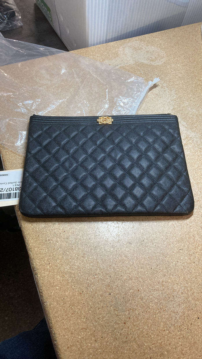 Boy O Case Clutch Quilted Caviar Medium - Deep Luxury