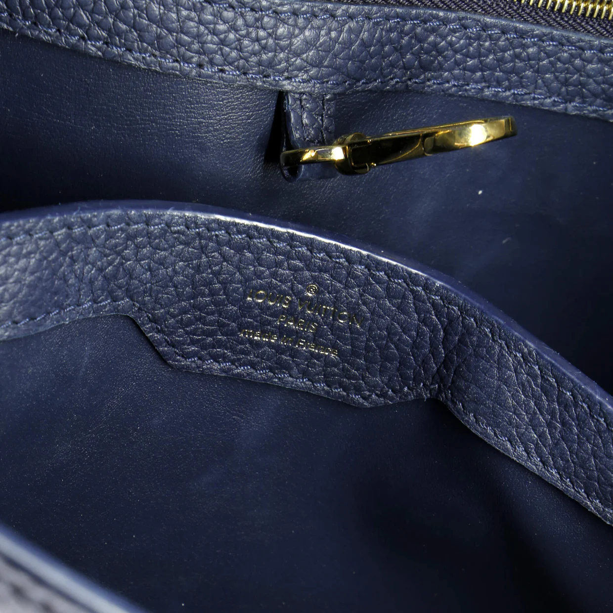 Flower Chain Capucines Bag Leather MM - Deep Luxury