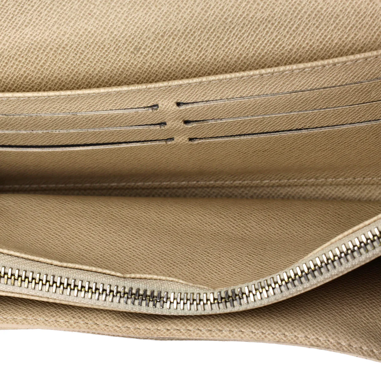 Sarah Wallet Damier - Deep Luxury