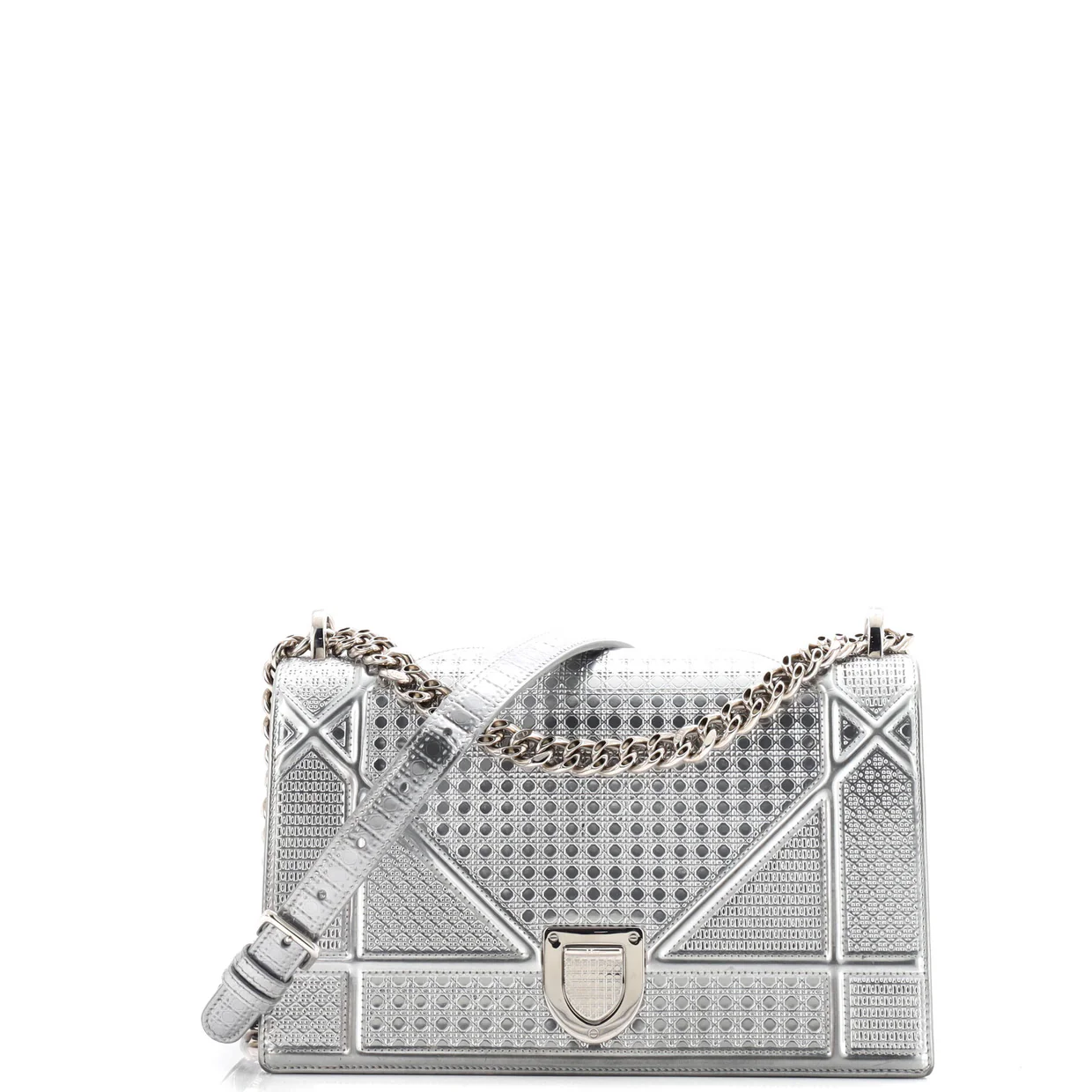 Diorama Flap Bag Cannage Embossed Calfskin Medium - Deep Luxury