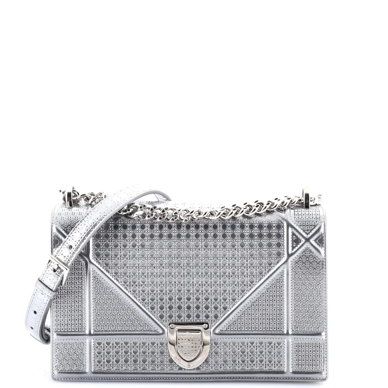 Diorama Flap Bag Cannage Embossed Calfskin Medium - Deep Luxury