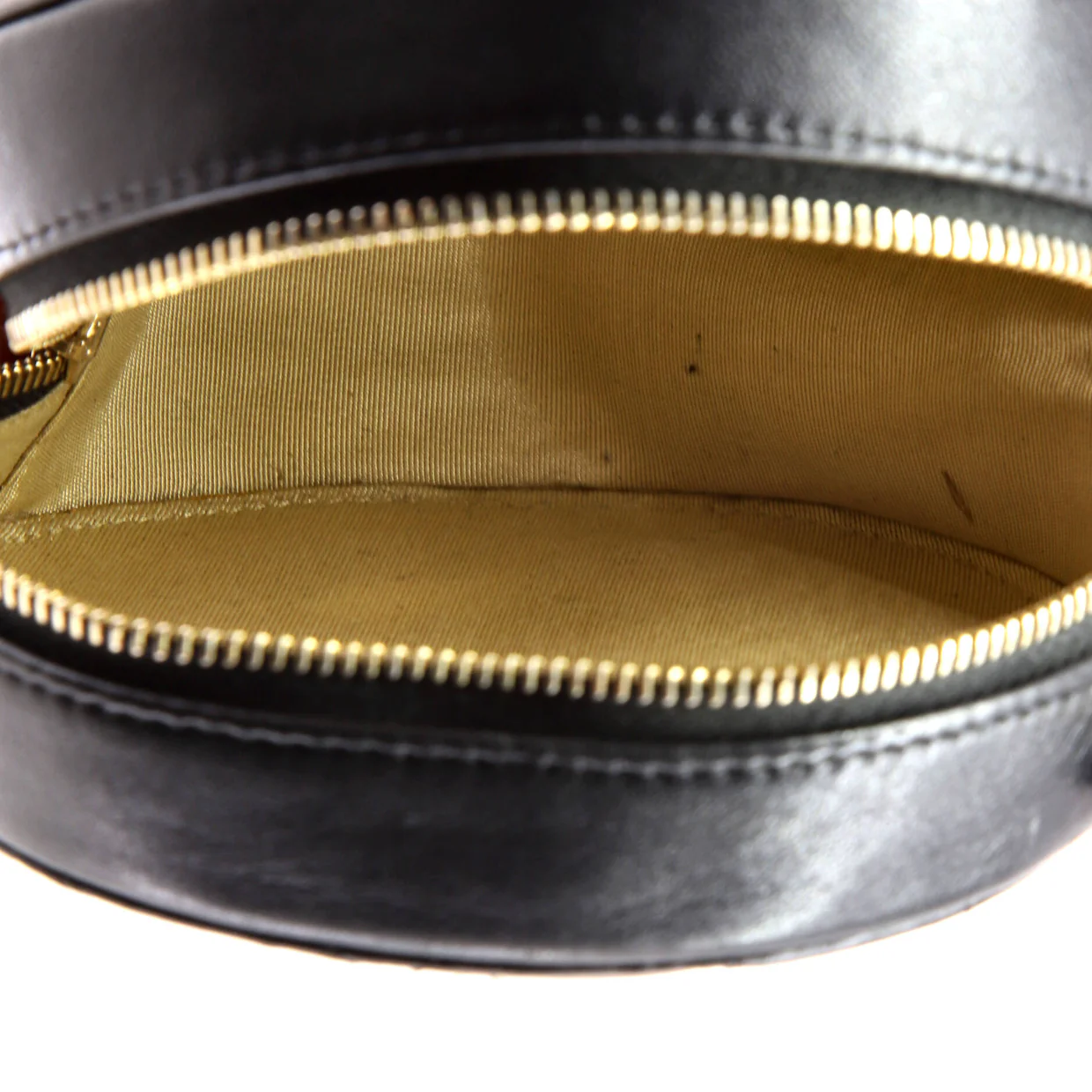 Pearl Crush Round Clutch with Chain Quilted Lambskin - Deep Luxury