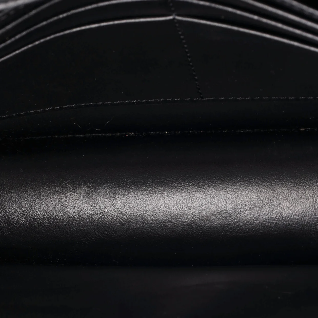 Margo Triomphe Wallet on Chain Leather - Deep Luxury