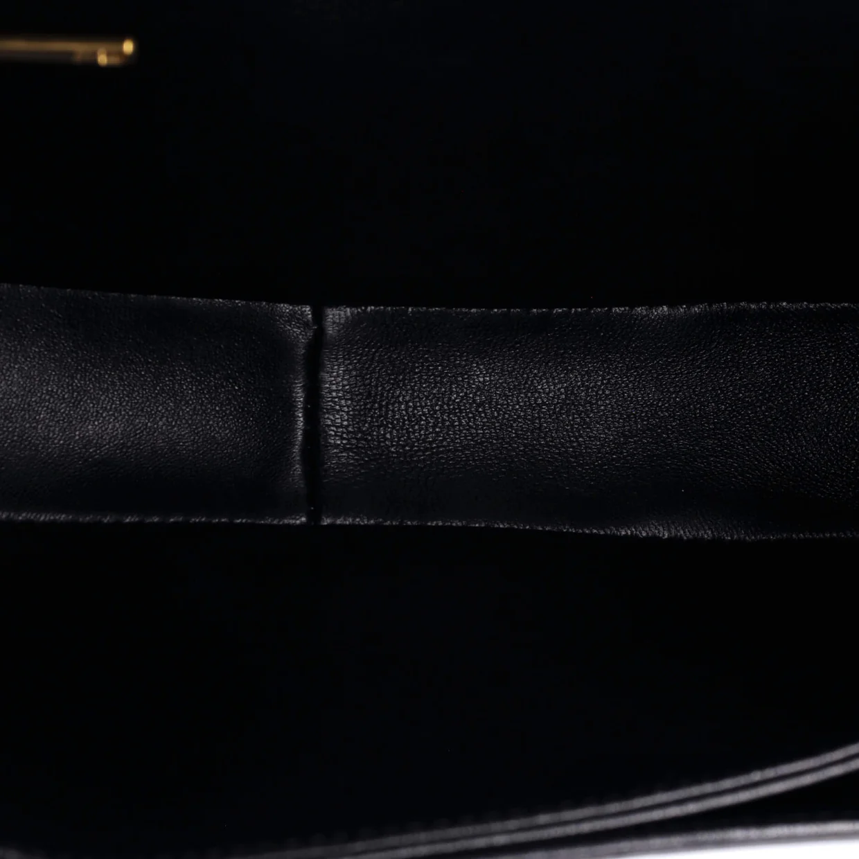 Triomphe Shoulder Bag Triomphe Canvas Medium - Deep Luxury