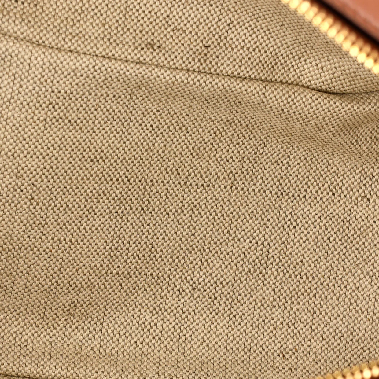 Camera Shoulder Bag Leather Medium - Deep Luxury