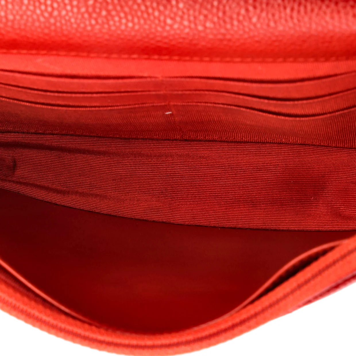 Wallet on Chain Quilted Caviar - Deep Luxury