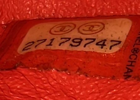 Classic Double Flap Bag Chevron Calfskin Medium - Deep Luxury