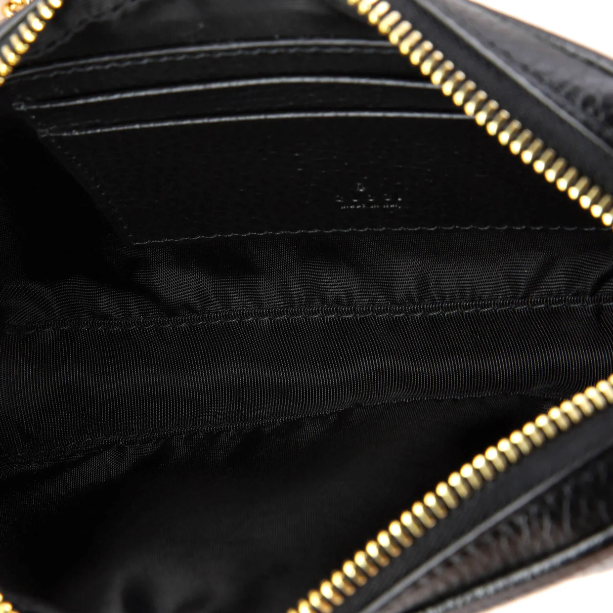 GG Marmont Camera Bag Leather Mini - Deep Luxury