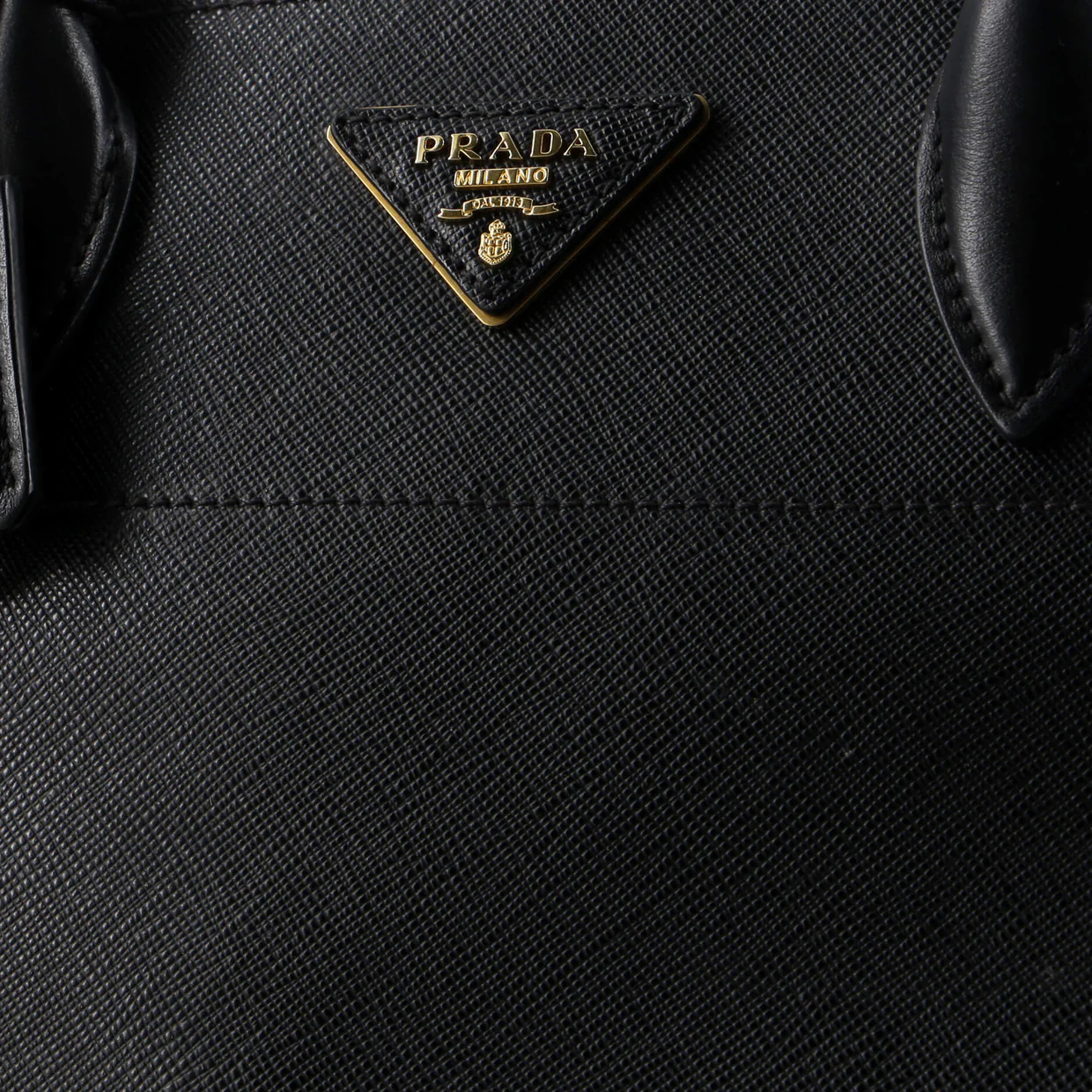 Paradigme Tote Saffiano Leather Medium - Deep Luxury