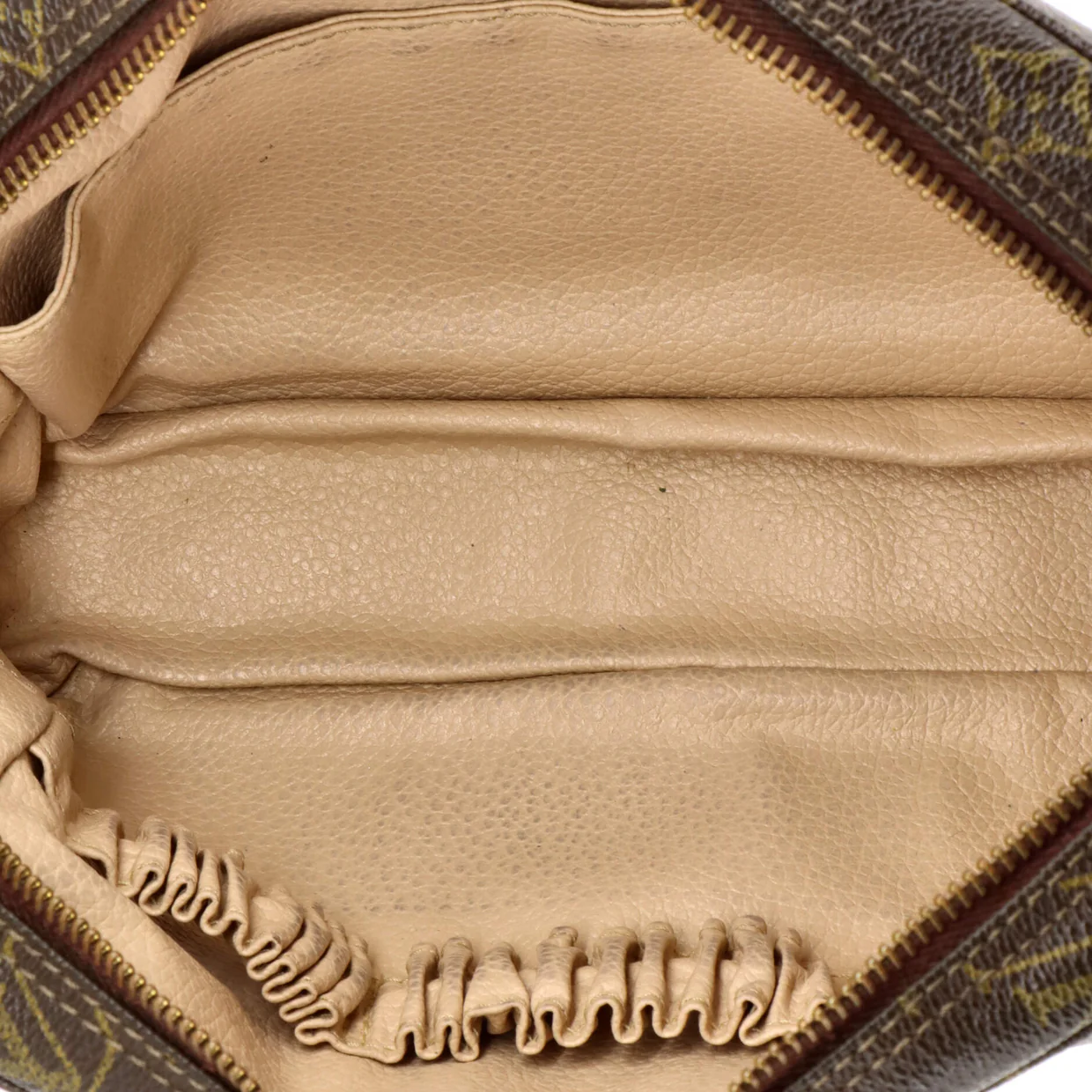 Trousse Toiletry Pouch Monogram Canvas 23 - Deep Luxury