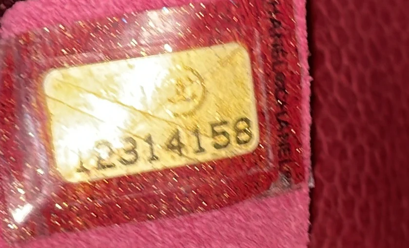 Half Moon Wallet on Chain Caviar - Deep Luxury