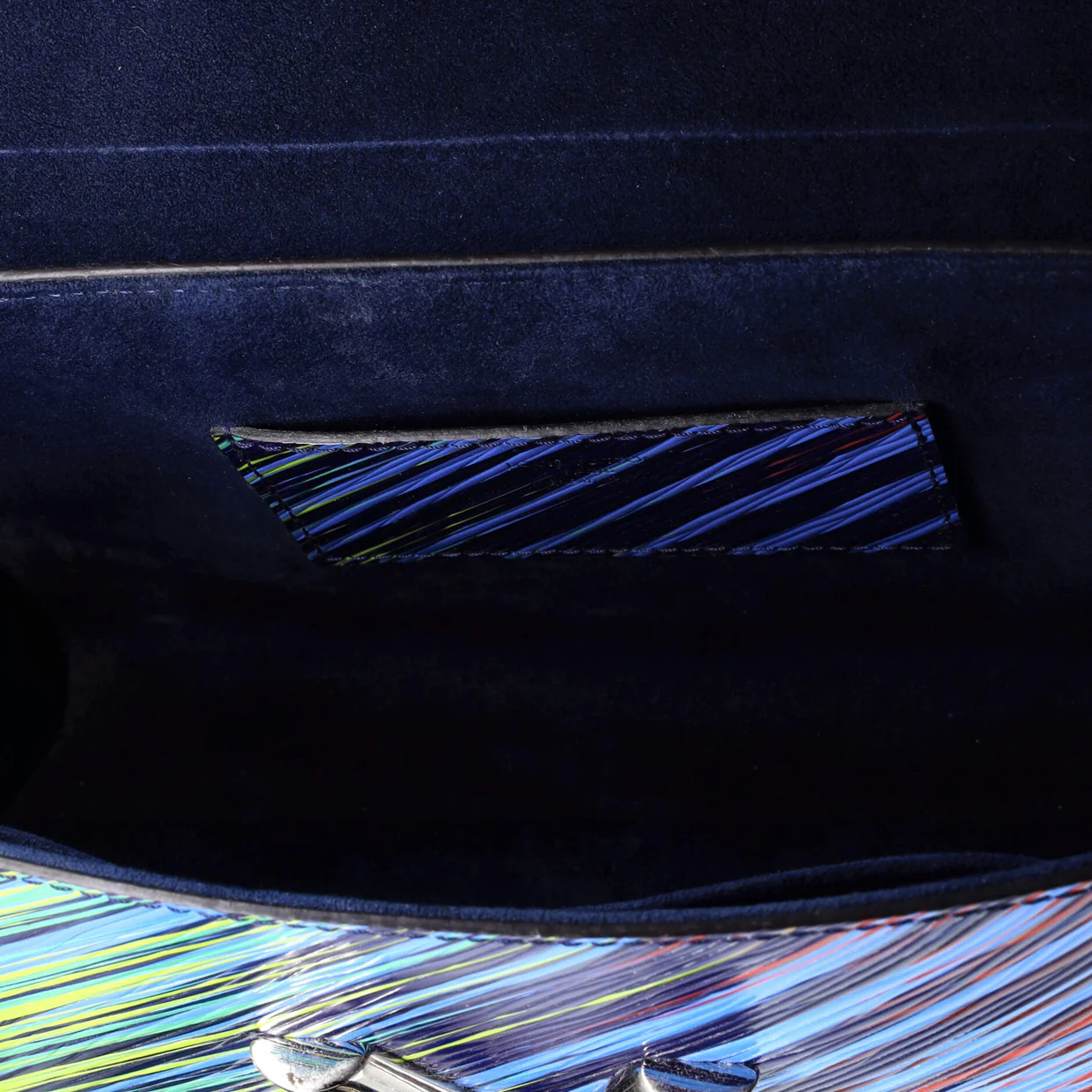 Twist Handbag Limited Edition Print Epi Leather MM - Deep Luxury