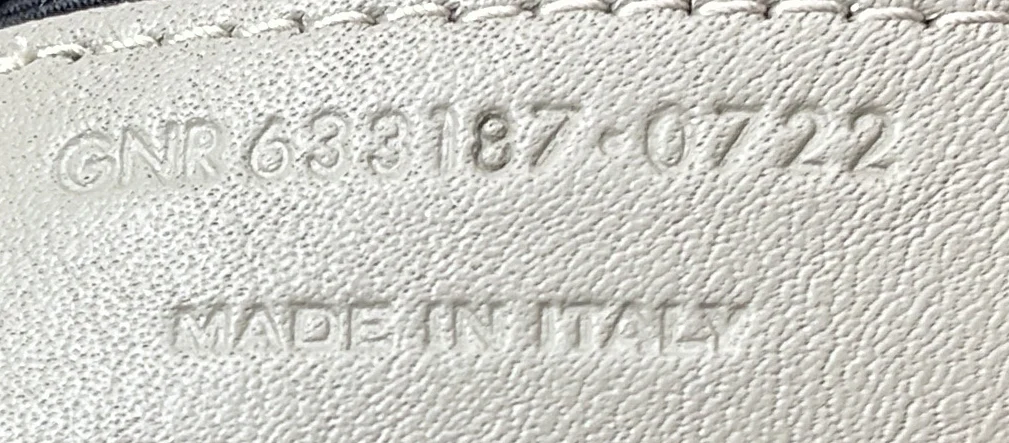 Niki Chain Flap Bag Matelasse Chevron Shearling Medium - Deep Luxury