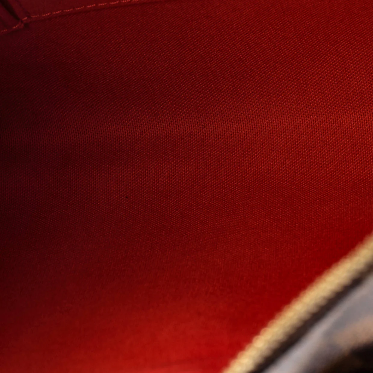 Bloomsbury Handbag Damier PM - Deep Luxury