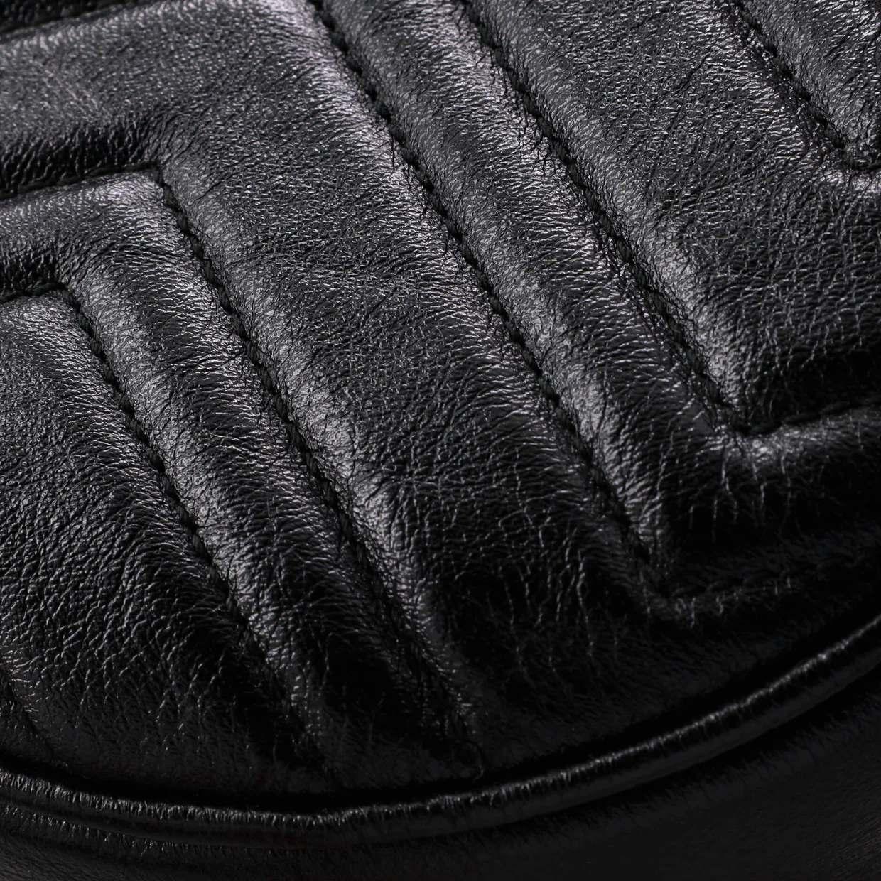 GG Marmont Round Shoulder Bag Matelasse Leather Mini - Deep Luxury