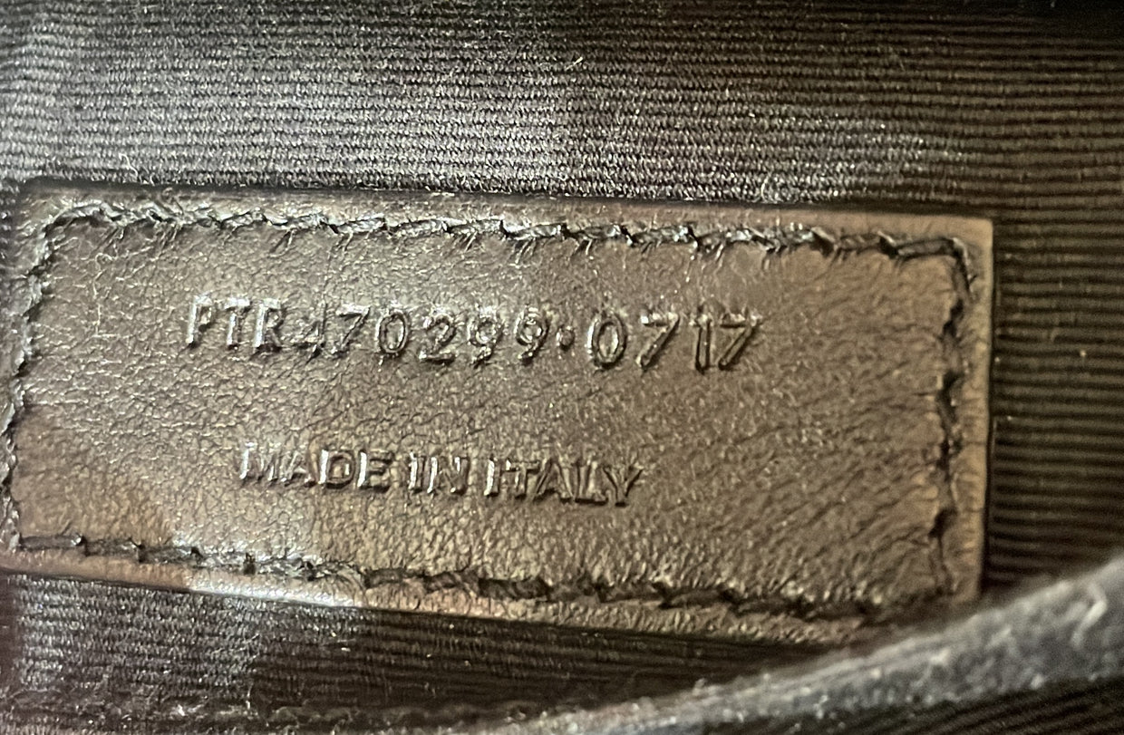 Lou Camera Bag Leather Small - Deep Luxury