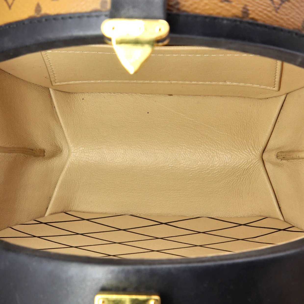 Petite Boite Chapeau Bag Reverse Monogram Canvas - Deep Luxury