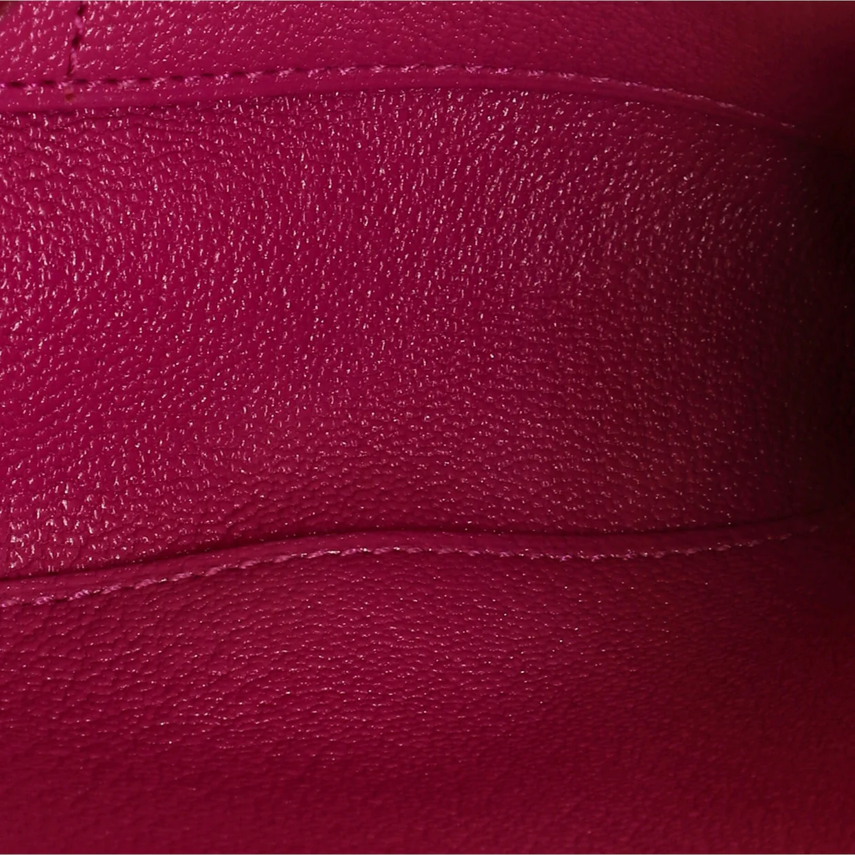 Clic Wallet on Strap Chevre Mysore 16 - Deep Luxury
