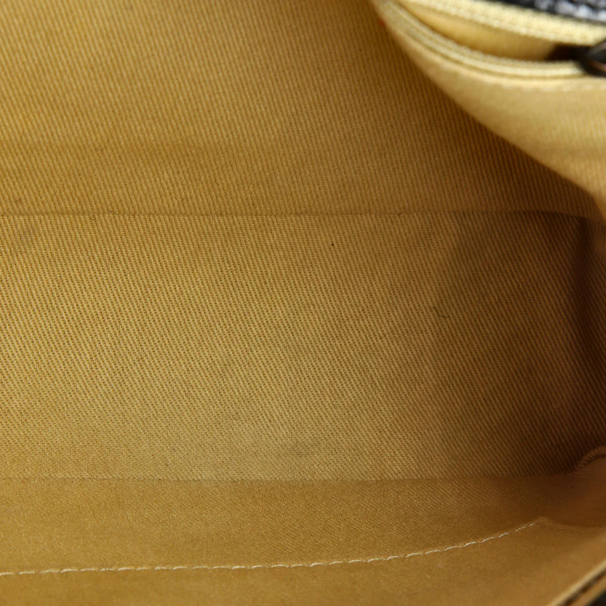 Boy Flap Bag Quilted Glazed Calfskin Large - Deep Luxury