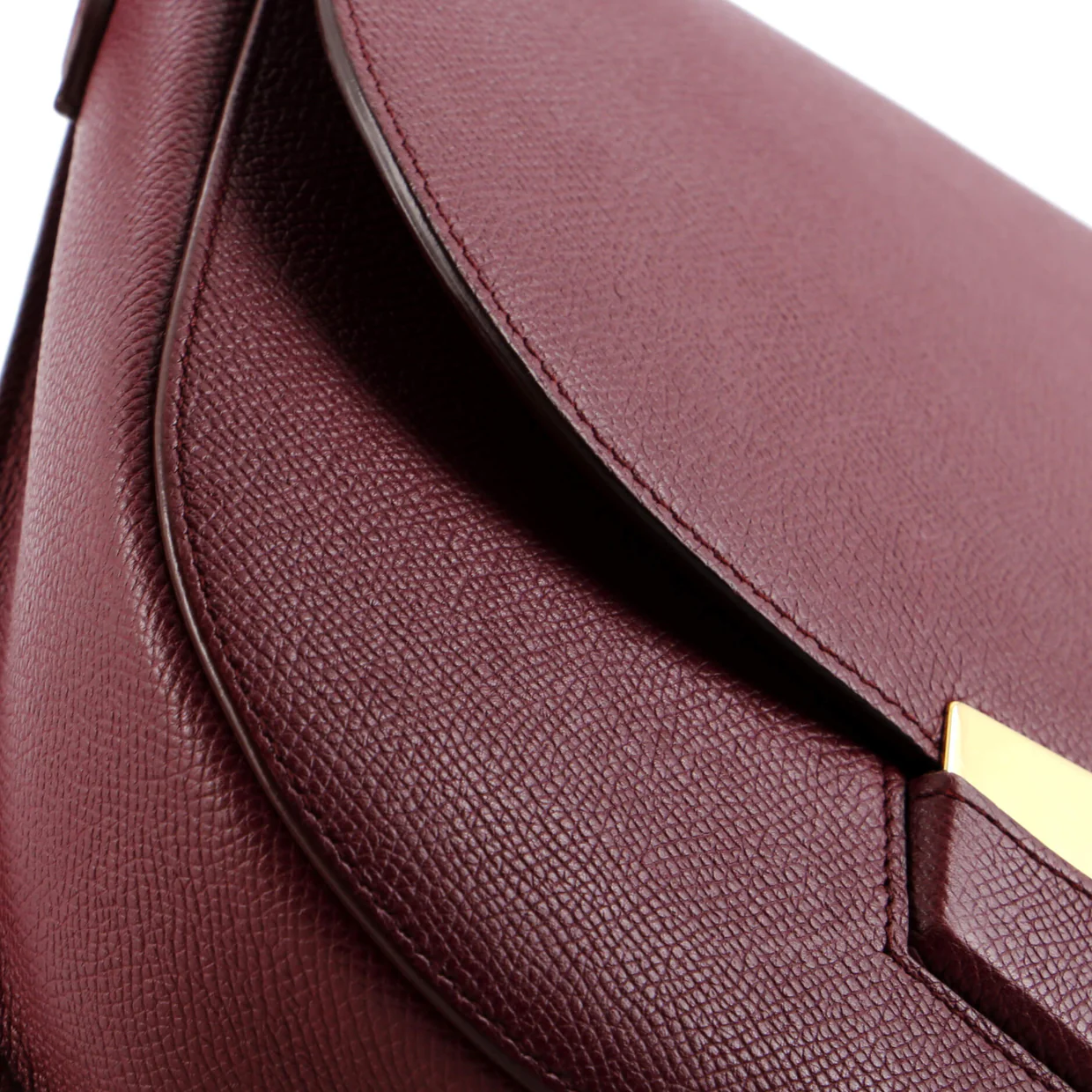 Trotteur Crossbody Bag Grainy Leather Medium - Deep Luxury