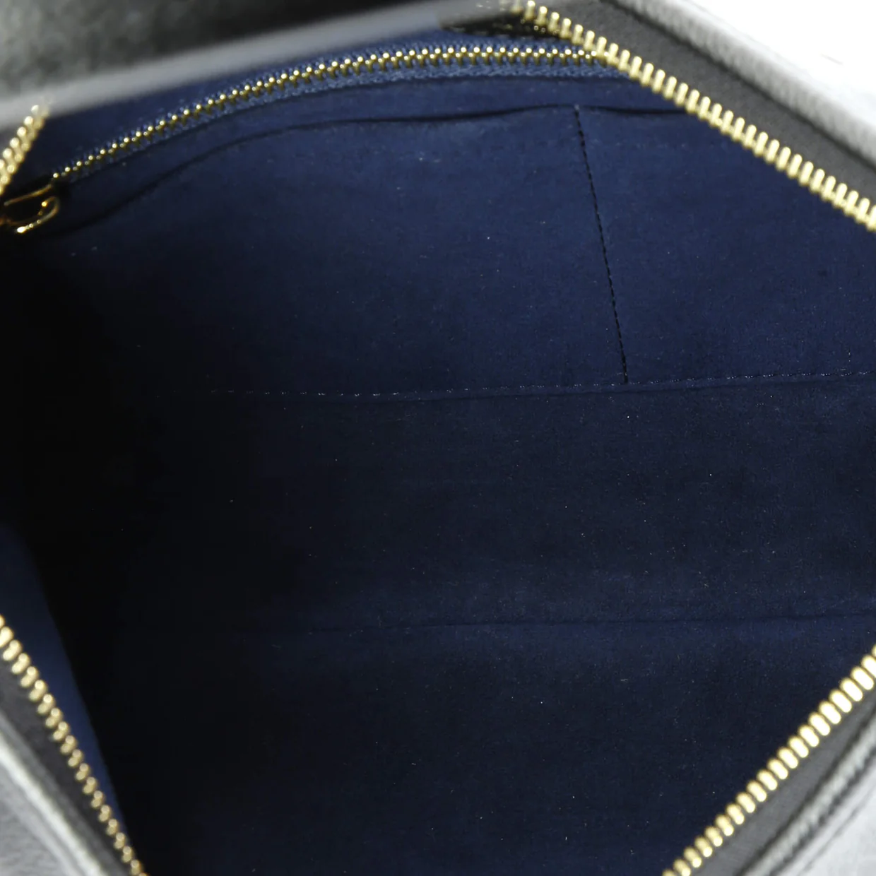 CarryAll Hobo Monogram Empreinte Giant PM - Deep Luxury