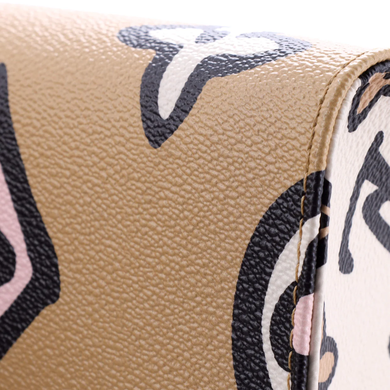 OnTheGo Tote Wild at Heart Monogram Giant GM - Deep Luxury