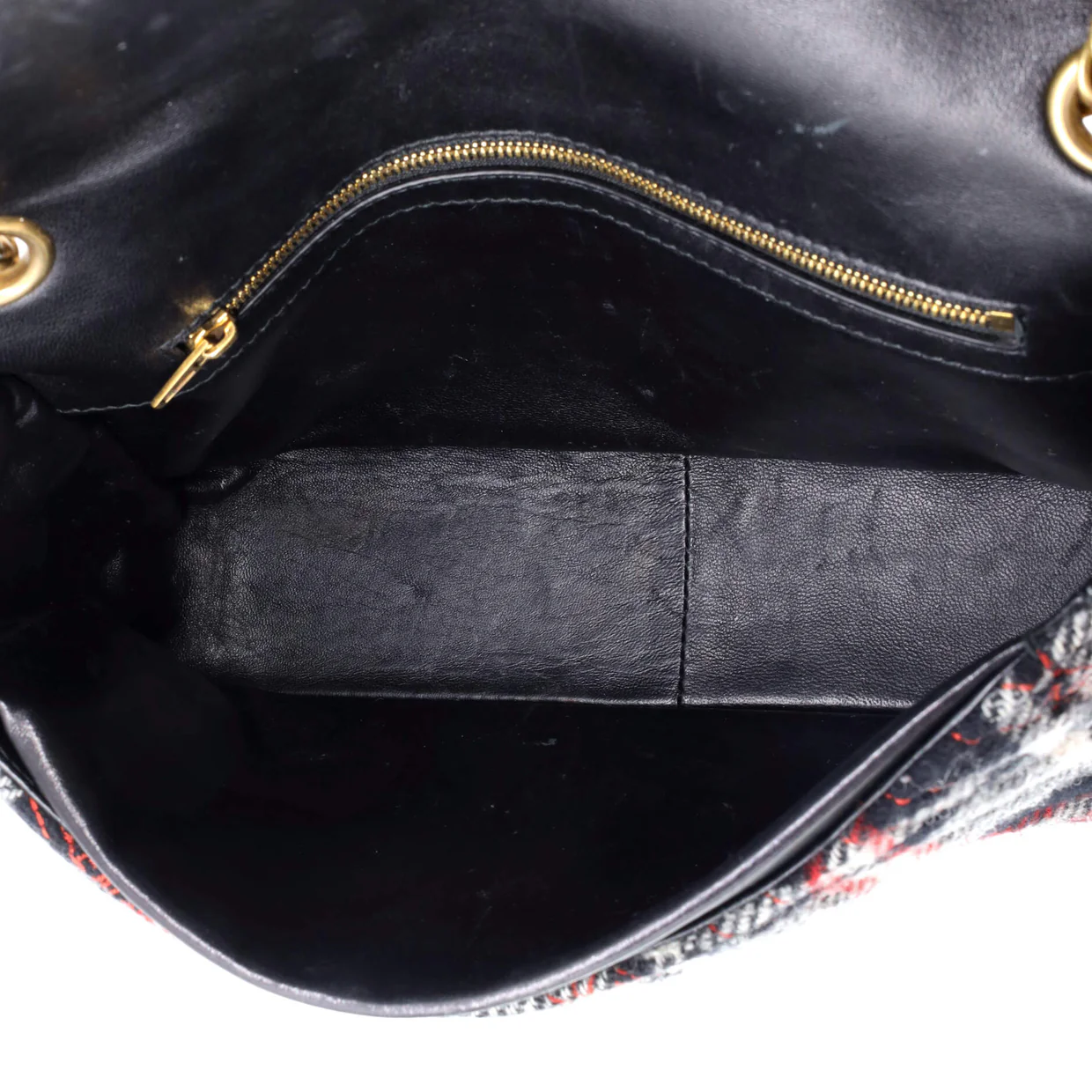 BB Chain Round Shoulder Bag Quilted Wool Medium - Deep Luxury