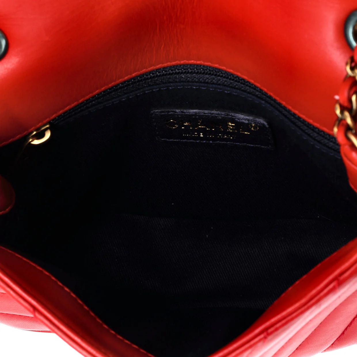 Pyramid CC Flap Bag Chevron Lambskin Mini - Deep Luxury