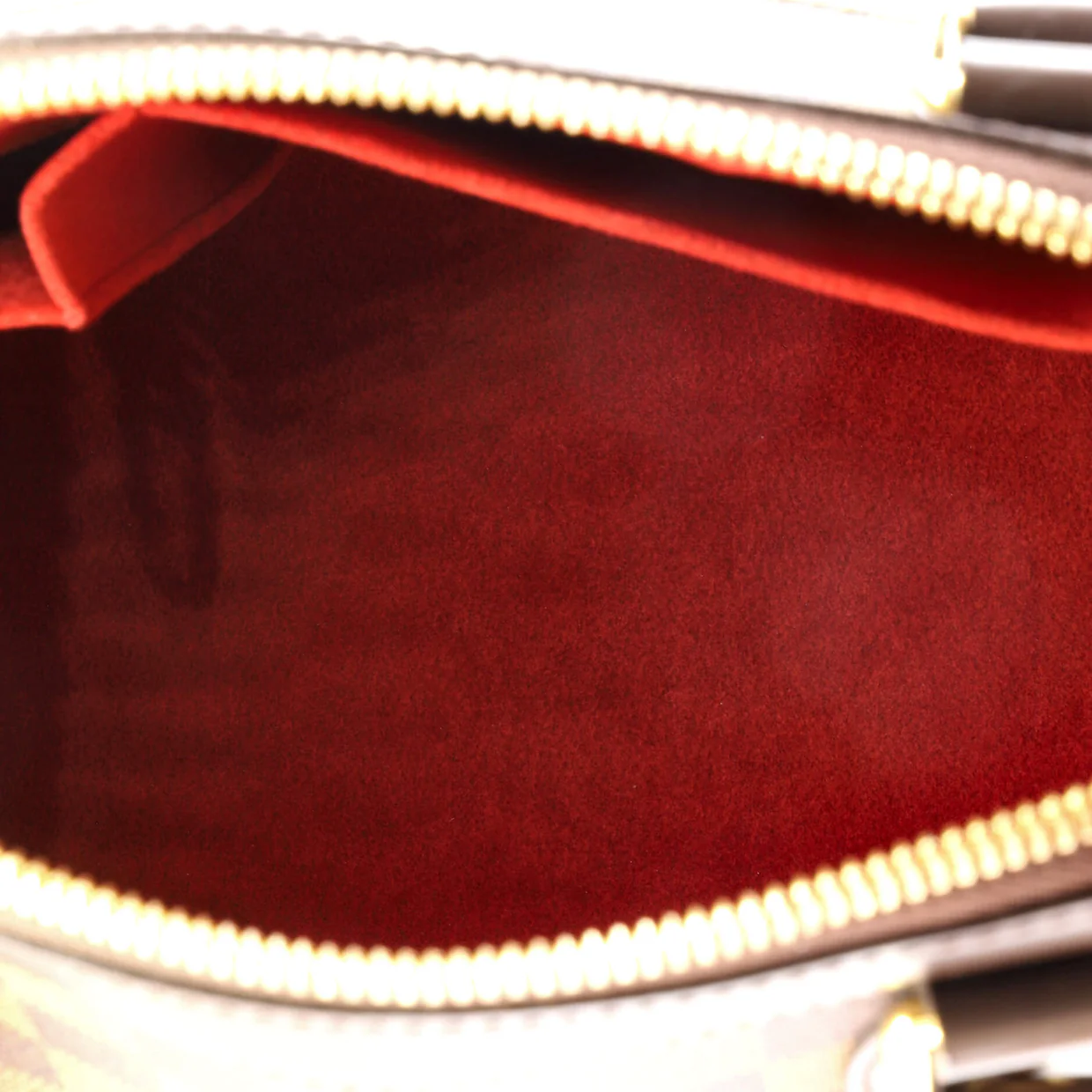 Trevi Handbag Damier PM - Deep Luxury