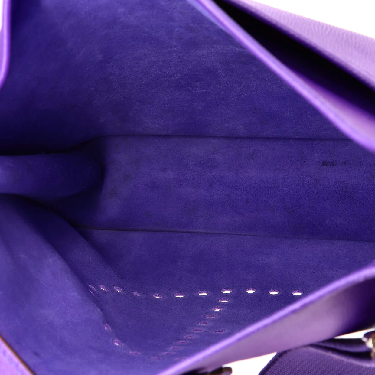 Evelyne Bag Gen III Epsom PM - Deep Luxury