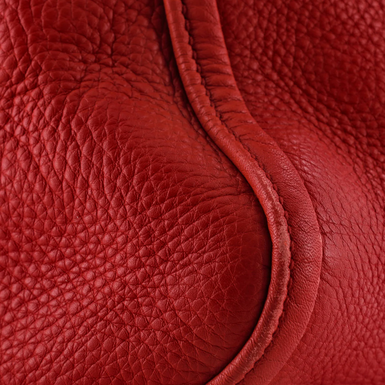 Soho Shoulder Bag Leather Medium - Deep Luxury