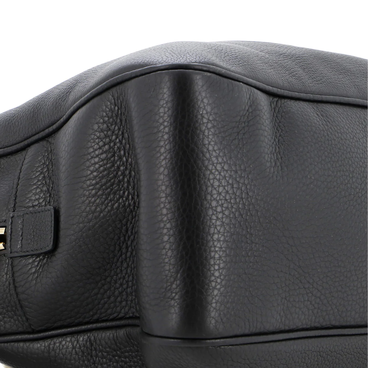 Soho Chain Zip Shoulder Bag Leather Medium - Deep Luxury