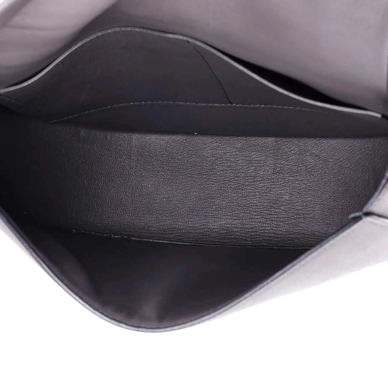 Trotteur Crossbody Bag Grainy Leather Medium - Deep Luxury