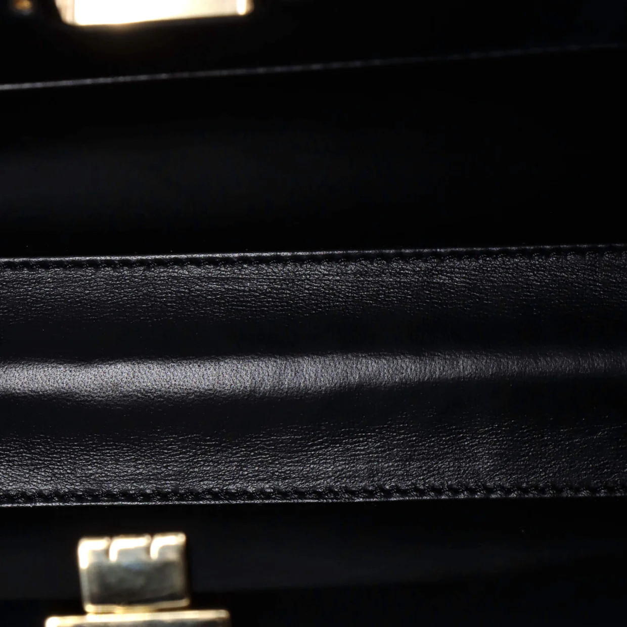 Reissue Clutch Bag Chevron Lambskin - Deep Luxury