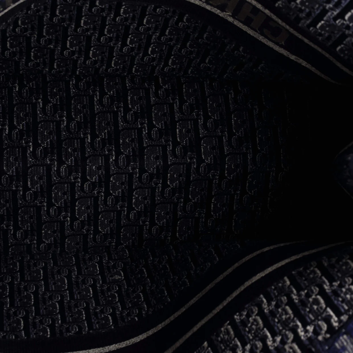 Book Tote Oblique Velvet Large - Deep Luxury