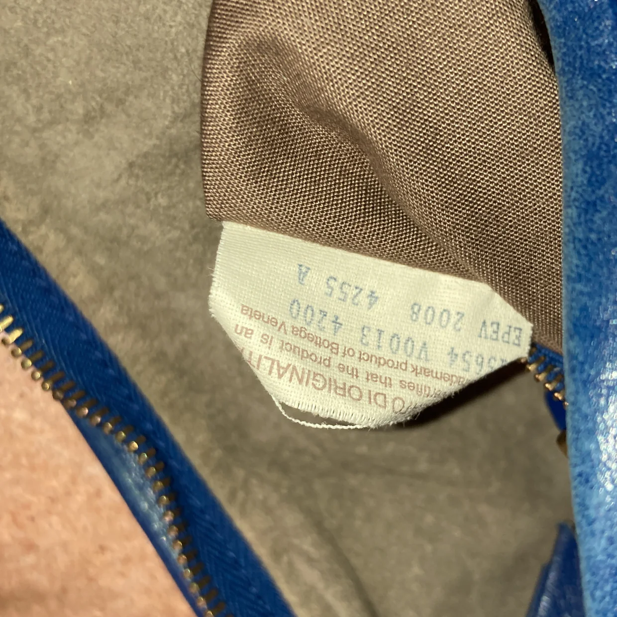 Veneta Hobo Intrecciato Nappa Large - Deep Luxury