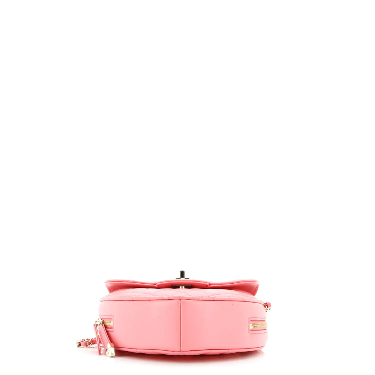 CC in Love Heart Bag Quilted Lambskin - Deep Luxury